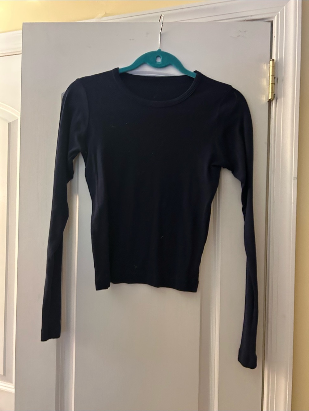 LOS ANGELES APPAREL Classic Women's Long-Sleeve Crewneck Top - Black